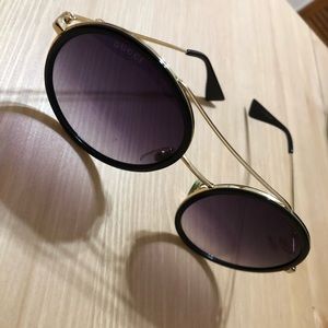 Gucci sunglasses (authentic)